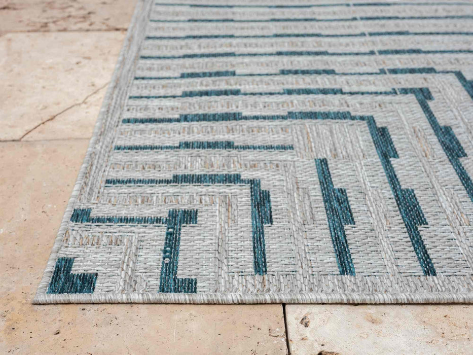 HR Waterproof Geometric Striped Outdoor Rug: Stain/Fade-Resistant #1667