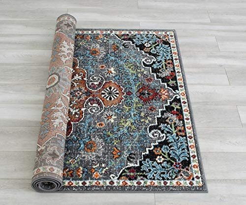 Vibrant Traditional Rugs #83