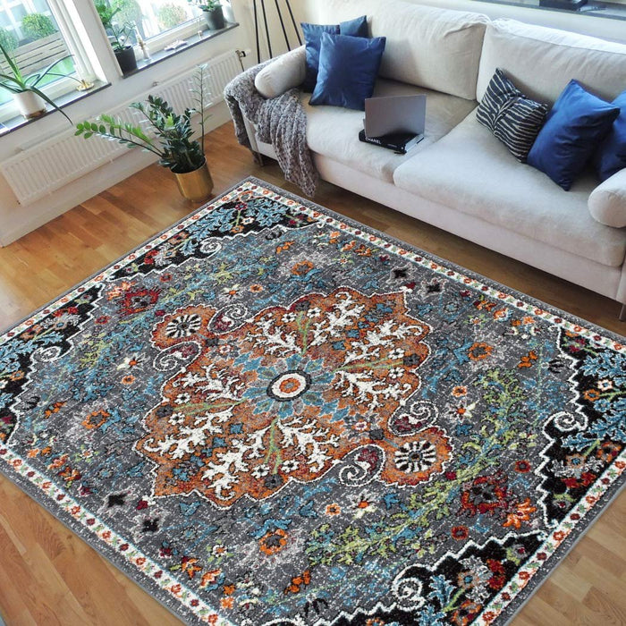 Vibrant Traditional Rugs #83